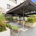 Hotel Plaza 3*