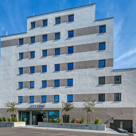 Готель Plaza Ульм