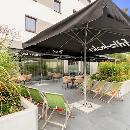 Hotel Plaza 3*